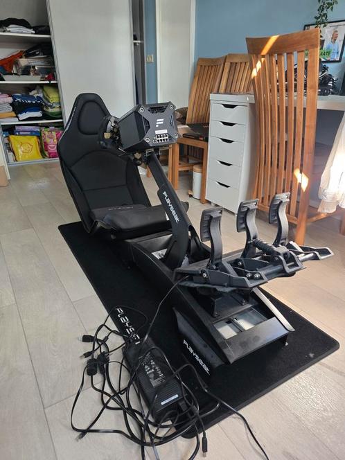 F1 playseat formula - fanatec dd1 podium f1 racing wheel+v2, Spelcomputers en Games, Spelcomputers | Overige Accessoires, Zo goed als nieuw