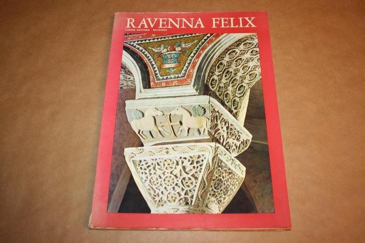 Ravenna Felix - with 105 pictures, Boeken, Geschiedenis | Wereld, Gelezen, Europa, Ophalen of Verzenden