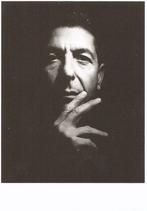 LEONARD COHEN  Ansichtkaart naar een foto van Robin Barton, Ongelopen, Ophalen of Verzenden, Sterren en Beroemdheden, 1980 tot heden