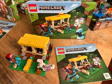LEGO Minecraft The Horse Stable 21171 beschikbaar voor biedingen