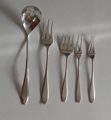 zilveren hors d'oevre set in puntfilet beschikbaar voor biedingen