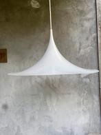 Grote witte heksenhoed jaren zestig zeventig retro, 50 tot 75 cm, Ophalen of Verzenden, Zo goed als nieuw, Metaal