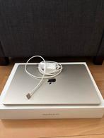 APPLE MacBook Air 15 inch - M4 - 8GB - 512 GB - Starlight, Computers en Software, Apple Macbooks, Ophalen of Verzenden, Zo goed als nieuw