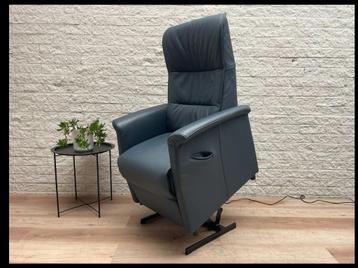Als Nieuw! De Toekomst sta op stoel L relax fauteuil leer beschikbaar voor biedingen