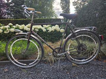Vintage fiets Peugeot super sport beschikbaar voor biedingen