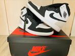 Nike Air Jordan 1, Snake Bleached Coral US10 EU44, Ophalen of Verzenden, Nieuw