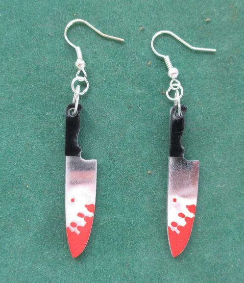 HALLOWEEN Bloederige Oorbellen Hakmes Zaag Vleesmes., Sieraden, Tassen en Uiterlijk, Oorbellen, Nieuw, Hangers, Overige materialen