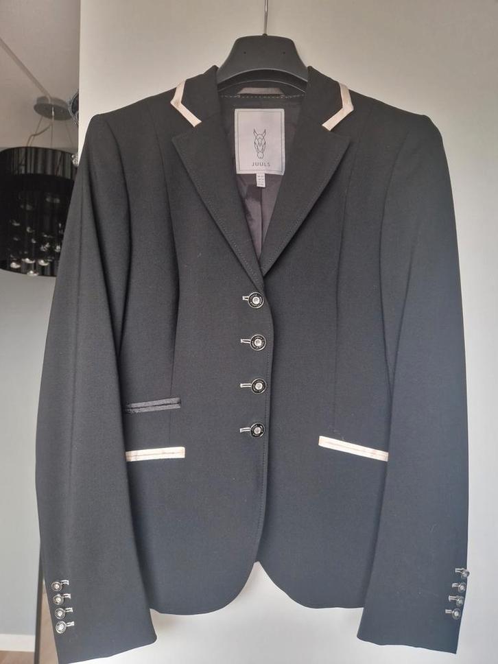 Zwart Juuls wedstrijdjasje met witte accenten, Dieren en Toebehoren, Paardrijkleding, Zo goed als nieuw, Dames, Bovenkleding, Dressuur