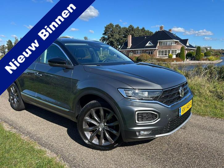 Volkswagen T-Roc 1.0 TSI Style Panoramadak / Led koplampen /, Auto's, Volkswagen, Bedrijf, Te koop, T-Roc, ABS, Adaptive Cruise Control