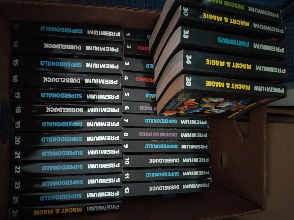 Donald Duck pockets Premium o.w super Donald, dubbelduck, Boeken, Partijen en Verzamelingen, Zo goed als nieuw, Stripboeken, Ophalen of Verzenden