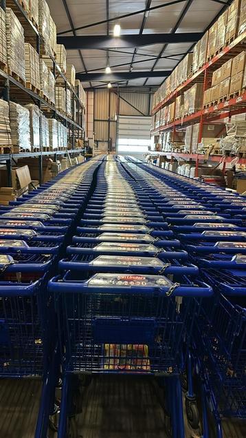 Aangeboden winkelwagens, tego winkelstellingen en inventaris beschikbaar voor biedingen