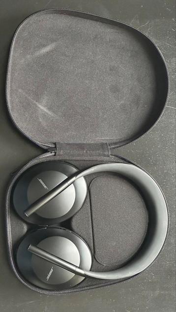 BOSE headphones 700 zwart beschikbaar voor biedingen