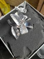 Kolibrie op bloem van swarovski, Verzamelen, Swarovski, Ophalen, Zo goed als nieuw