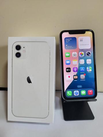 iPhone 11 — 64GB batterij conditie 85% met iOS 26.01 beschikbaar voor biedingen