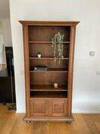 Wooden cabinet / shelve unit, Ophalen, Zo goed als nieuw