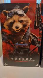 Hot Toys MMS548 - Marvel's Rocket 1/6 scale - nieuw, Ophalen of Verzenden, Nieuw, Film, Actiefiguur of Pop