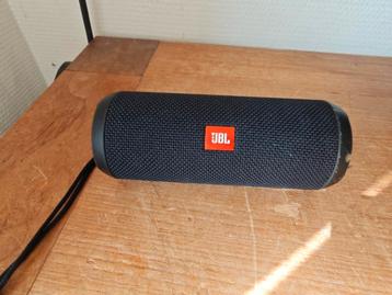 JBL Essential bluetooth speaker beschikbaar voor biedingen