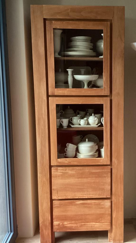 Teakhout vitrinekast, met twee lades en deuren, teak, Huis en Inrichting, Kasten | Vitrinekasten, Gebruikt, 200 cm of meer, 50 tot 100 cm