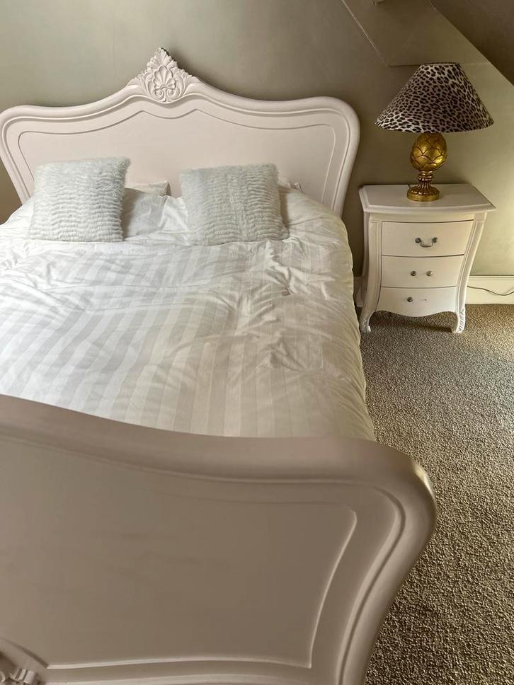 Complete Slaapkamer Inrichting - Bed, Kastje, Spiegel, Lamp, Huis en Inrichting, Slaapkamer | Bedden, Gebruikt, Tweepersoons, Overige maten