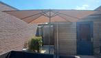Te Koop: Parasol, Kleur Beige. Inclusief beschermings hoes., Kantelbaar, Overige typen, Zo goed als nieuw, 2 tot 3 meter