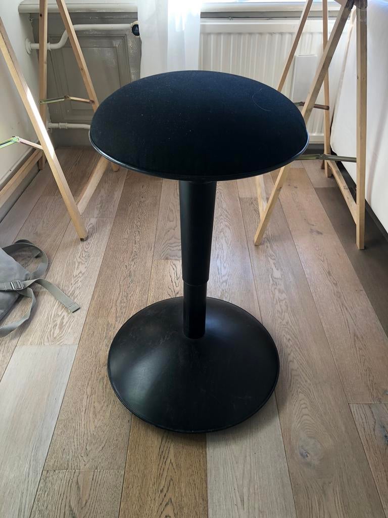 Ikea Nilserik kruk, Huis en Inrichting, Bureaustoelen, Ophalen, Gebruikt, Zwart, Bureaukruk