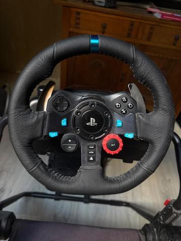 Playseat inclusief racestuur en pedalen Logitech G29 beschikbaar voor biedingen