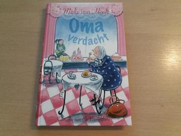 Oma verdacht, Mieke van Hooft beschikbaar voor biedingen