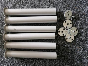 6 metalen kast/bed pootjes 22cm beschikbaar voor biedingen