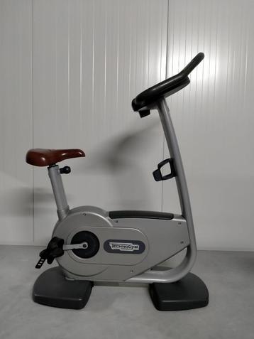 Technogym hometrainer Upright Bike beschikbaar voor biedingen