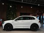 Volkswagen Tiguan 2.0 TSI 4Motion Highline Business R Line, Auto's, Automaat, Gebruikt, 1984 cc, 2500 kg