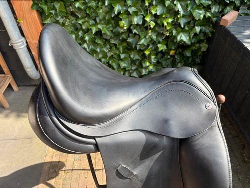 Schutte Legend met balanskussen en Treeclix, Dieren en Toebehoren, Paarden en Pony's | Zadels, Zo goed als nieuw, Dressuur, Ophalen of Verzenden