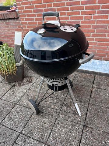 Weber Kettle 57cm Barbeque beschikbaar voor biedingen