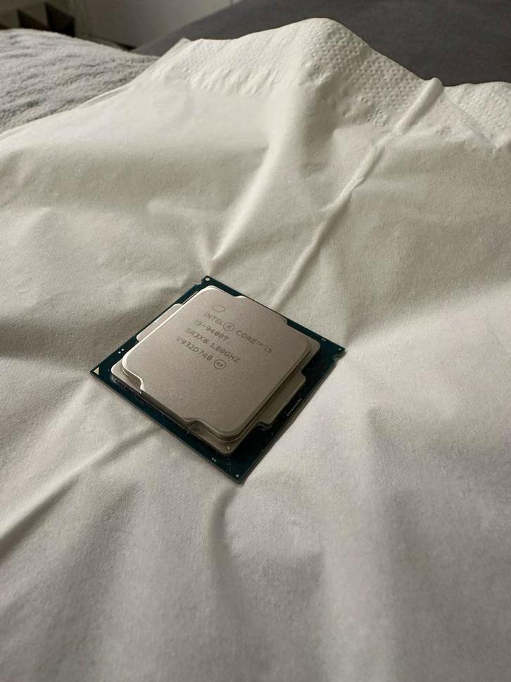 Intel Core i5-9400T, Computers en Software, Processors, Zo goed als nieuw, 6-core, 3 tot 4 Ghz, Ophalen of Verzenden