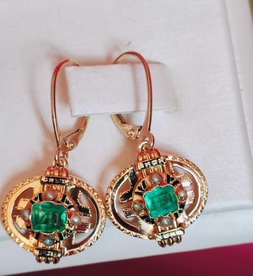 Antieke gouden geëmailleerd oorbellen met smaragd en diamant, Sieraden, Tassen en Uiterlijk, Antieke sieraden, Oorbellen, Goud