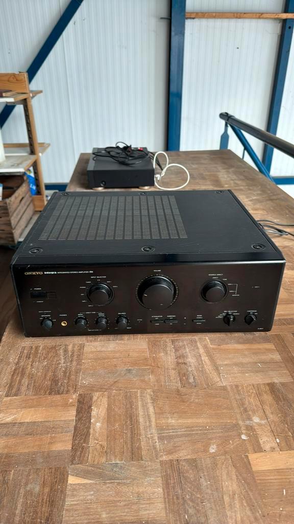 Onkyo integra A-807 versterker + TEAC stereo tuner reciever, Audio, Tv en Foto, Versterkers en Receivers, Zo goed als nieuw, Stereo