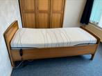 Seniorenbed electrische lattenbodem en kast schuifdeuren, Huis en Inrichting, Verstelbaar, Bruin, Klassiek, Ophalen of Verzenden