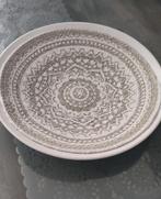 Ondiepe schaal met mandala geweven placemat 36 cm, 5 cm diep, Rond, Ophalen of Verzenden, Zo goed als nieuw