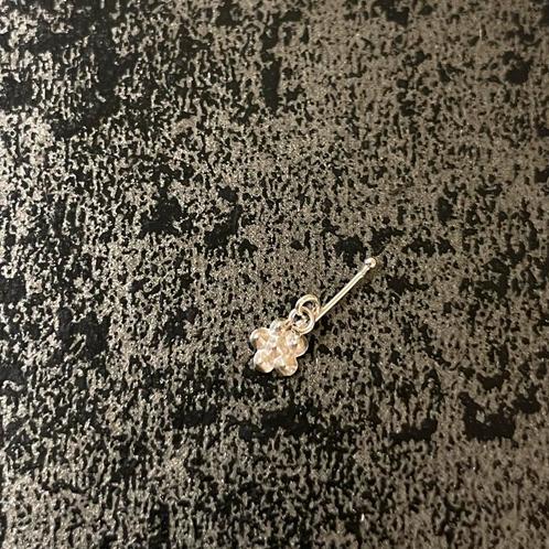 Zilveren neus piercing 925, Sieraden, Tassen en Uiterlijk, Piercings, Nieuw, Neuspiercing, Zilver, Ophalen of Verzenden