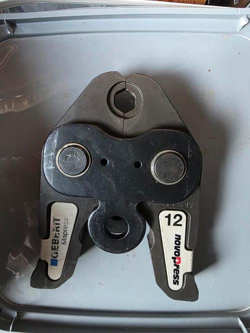 M12 geberit novopress en M15 persbek rothenberger, Doe-het-zelf en Verbouw, Gereedschap | Machine-onderdelen en Toebehoren, Zo goed als nieuw