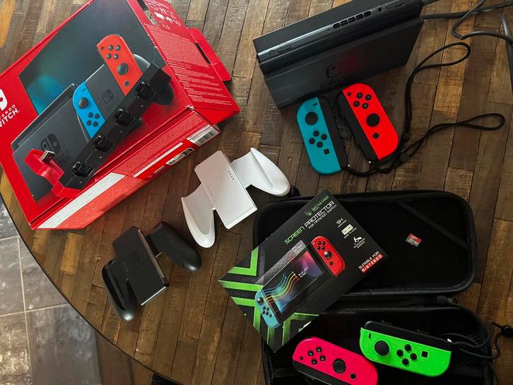 Nintendo Switch met extra's, incl bon, Spelcomputers en Games, Spelcomputers | Nintendo Switch, Zo goed als nieuw, Switch Original