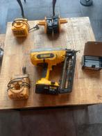 Dewalt tacker dc 618, Doe-het-zelf en Verbouw, Gereedschap | Boormachines, Ophalen of Verzenden, Zo goed als nieuw