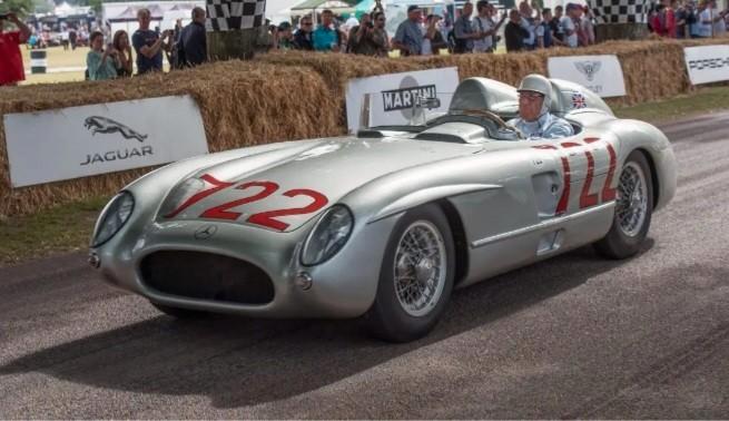 Mercedes 300 SLR '722' Premiere edition, scale 1:18, Hobby en Vrije tijd, Modelauto's | 1:18, Nieuw, Overige merken, Ophalen of Verzenden