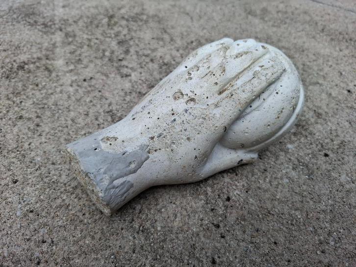 Antiek Frans Hand Sculptuur / Hand Ornament van Cement Steen, Antiek en Kunst, Antiek | Woonaccessoires, Verzenden