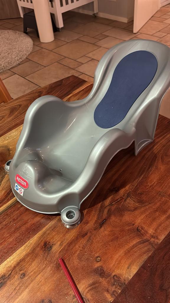 Keter Baby Badzitje - Zo goed als nieuw!, Kinderen en Baby's, Badjes en Verzorging, Zo goed als nieuw, Badzitje of Badring, Overige merken