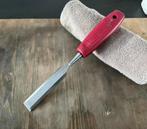 E-norm steekbeitel 20 mm met rood kunststof handvat, Ophalen of Verzenden, Zo goed als nieuw