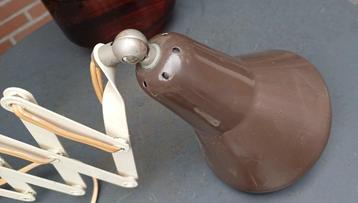 Vintage metalen  harmonica wandlamp in de stijl  van Anvia  beschikbaar voor biedingen