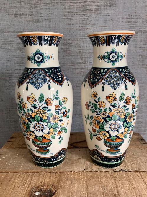 2 vazen Villeroy & Boch “Alt Mettlach” in perfecte staat, Antiek en Kunst, Antiek | Vazen, Ophalen of Verzenden