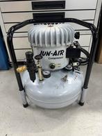 Jun-Air Compressor - Super still!, Doe-het-zelf en Verbouw, Compressors, Minder dan 25 liter, Ophalen of Verzenden, Gebruikt, Minder dan 200 liter/min