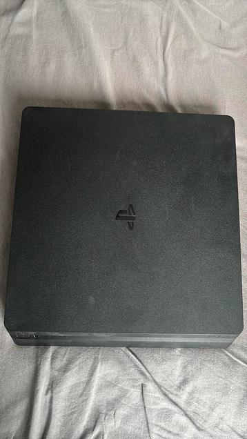 PlayStation 4 met kabels
