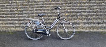 Target damesfiets met 8 versnellingen en rollerbrake remmen. beschikbaar voor biedingen